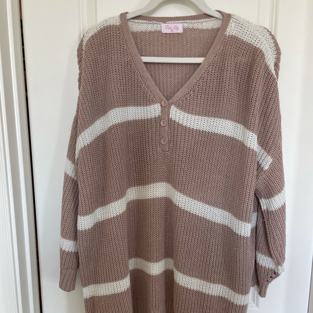 ✨ S O L D ✨ Pink Lily Oversized Sweater